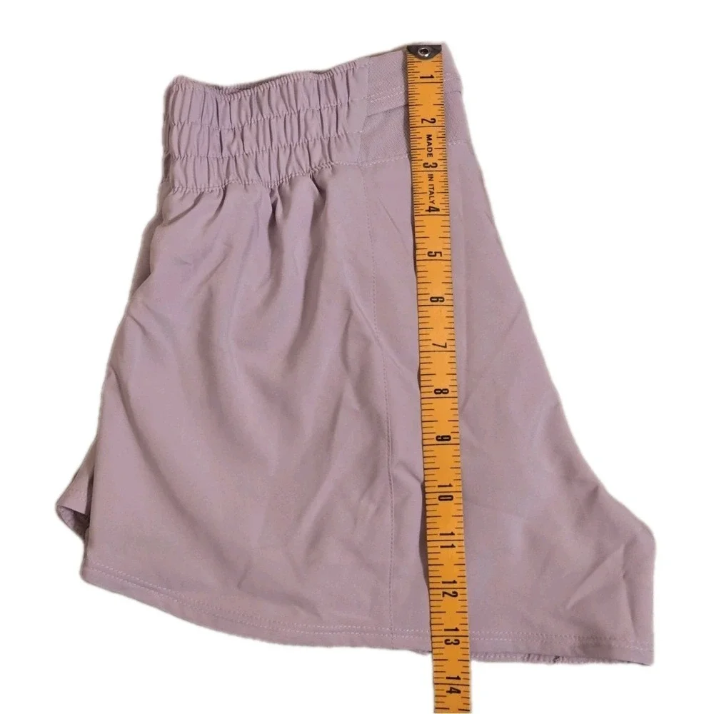 Nike One‎ Dri-FIT Shorts Women's S Light Violet Mid-rise 3